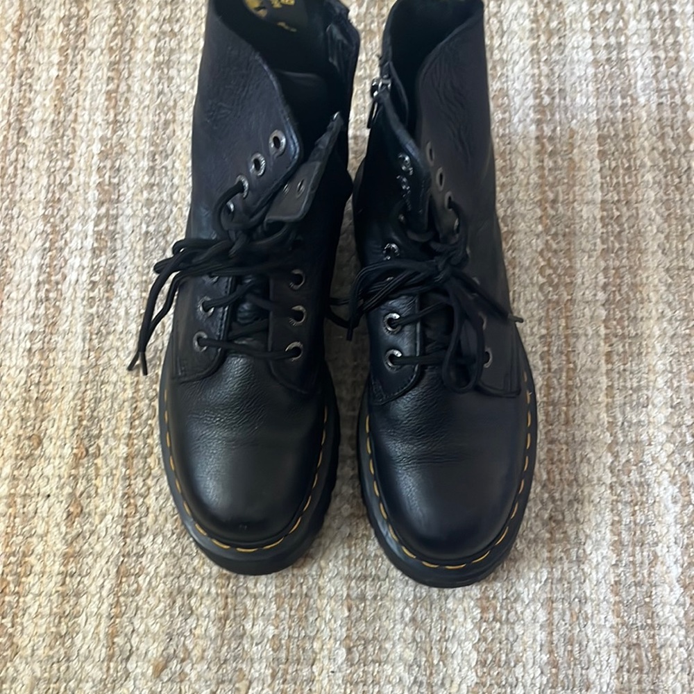 Platform jadon Dr martens